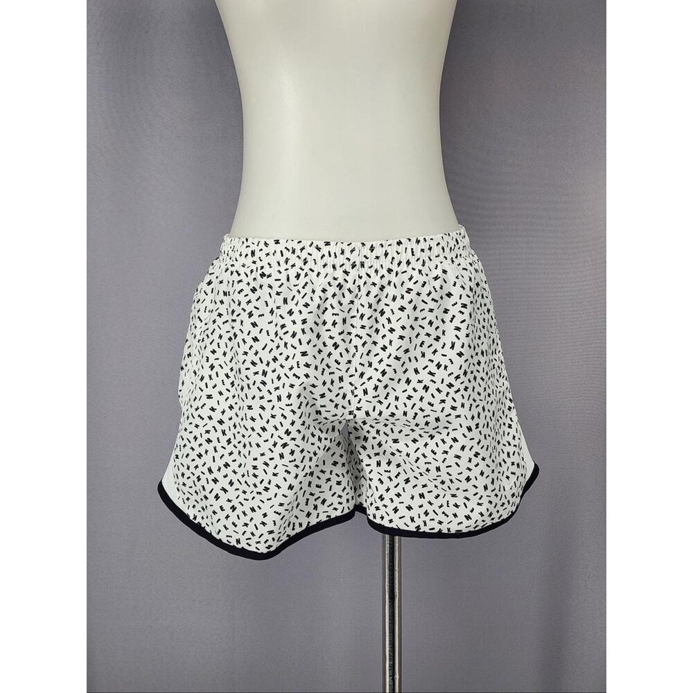Nike Dri-FIT Athletic Running Shorts Teens XL White Black Print Liner